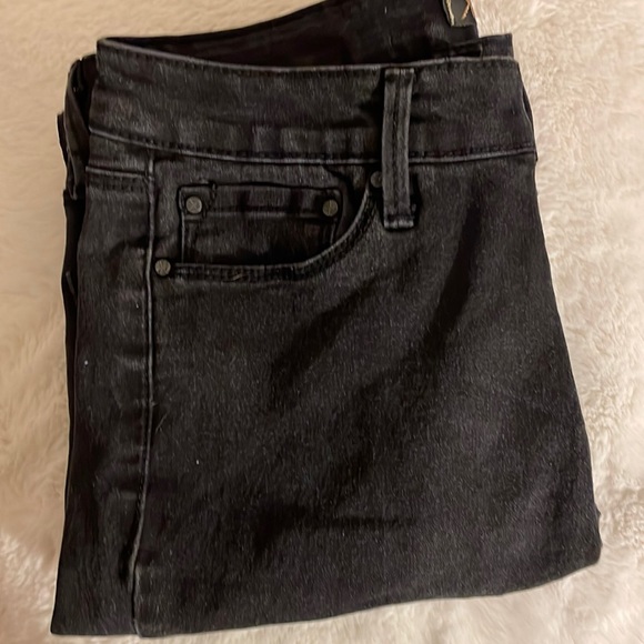 Jeans - Picture 1 of 6